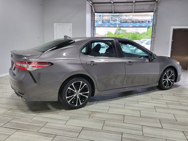 2019 Toyota Camry XLE