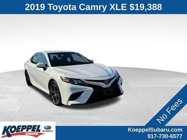 2019 Toyota Camry XLE