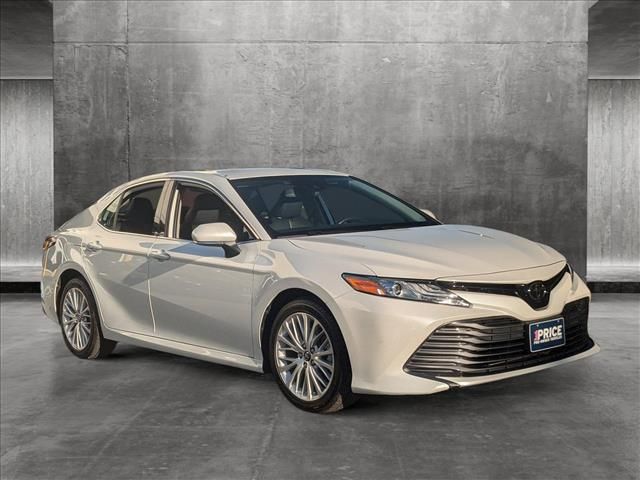 2019 Toyota Camry XLE