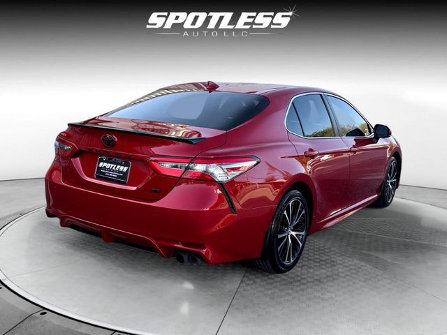 2019 Toyota Camry XLE