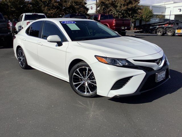 2019 Toyota Camry XLE