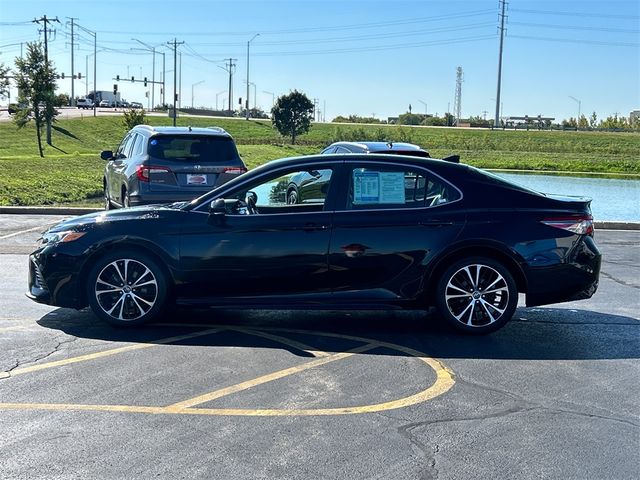 2019 Toyota Camry SE