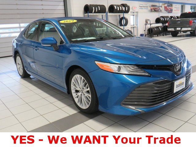 2019 Toyota Camry XLE