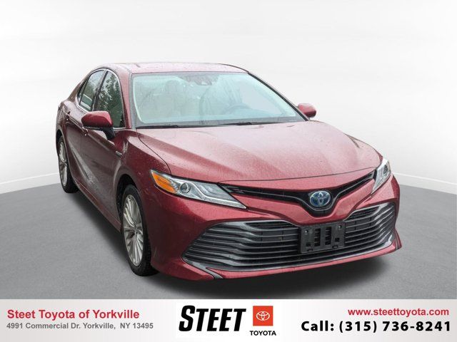 2019 Toyota Camry Hybrid XLE