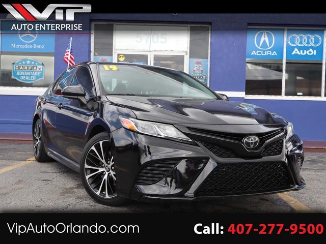 2019 Toyota Camry XLE
