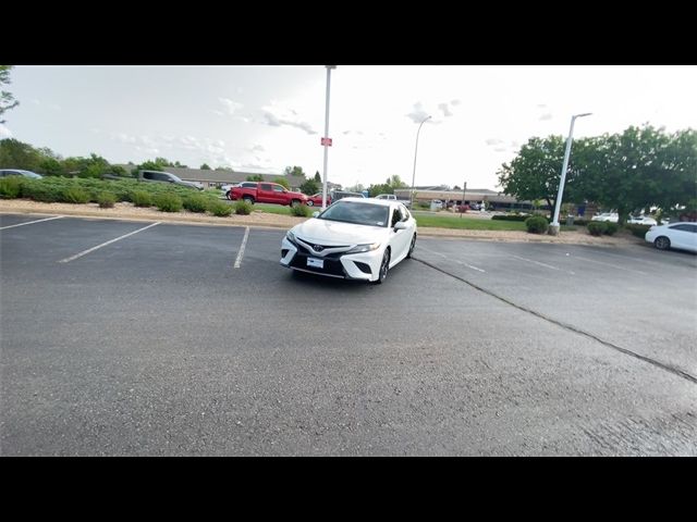 2019 Toyota Camry XSE