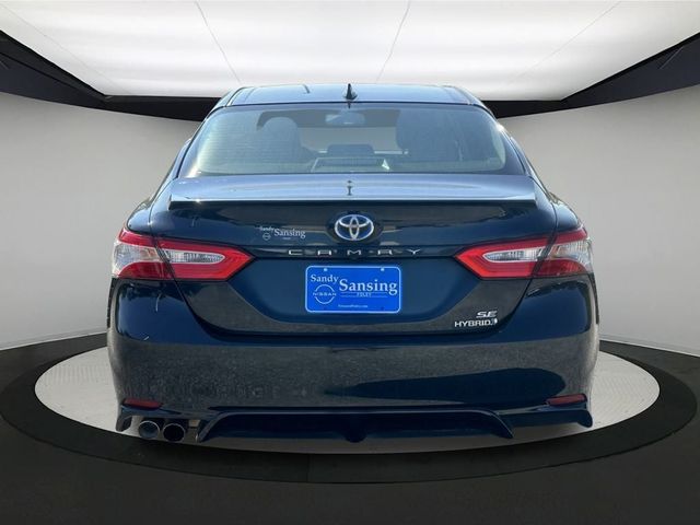 2019 Toyota Camry Hybrid XLE