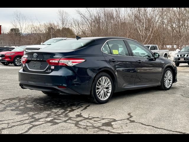 2019 Toyota Camry Hybrid XLE