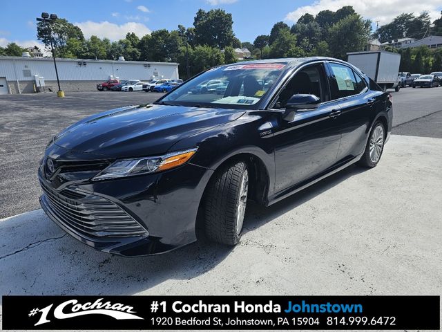 2019 Toyota Camry Hybrid XLE