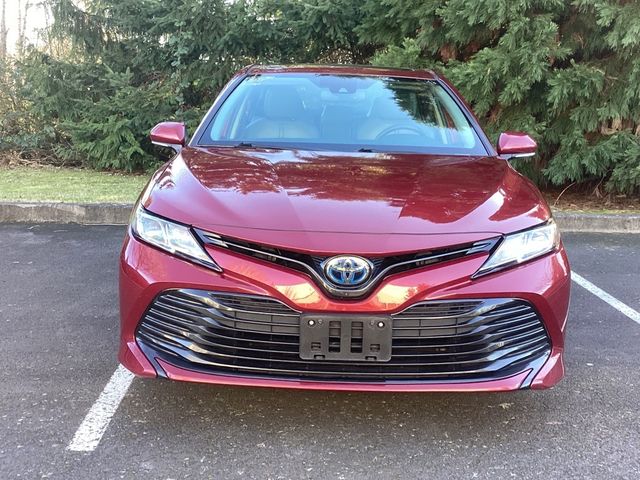 2019 Toyota Camry Hybrid LE