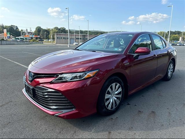 2019 Toyota Camry Hybrid LE