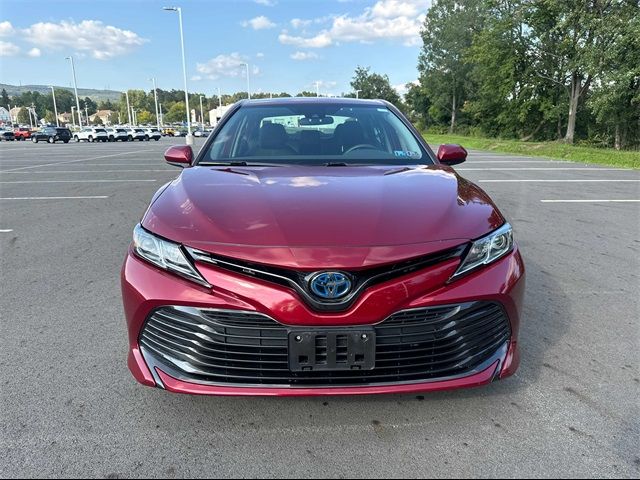 2019 Toyota Camry Hybrid LE