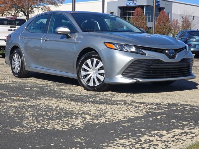 2019 Toyota Camry Hybrid LE