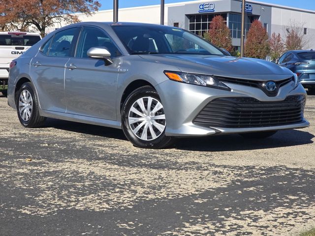 2019 Toyota Camry Hybrid LE