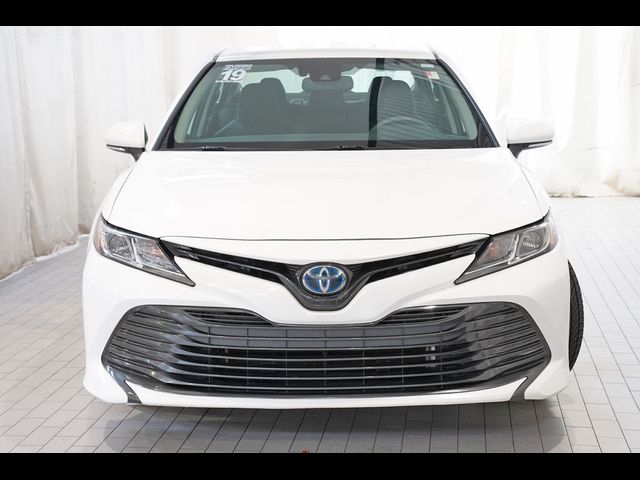 2019 Toyota Camry Hybrid LE