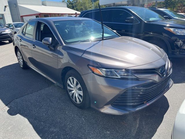 2019 Toyota Camry Hybrid LE