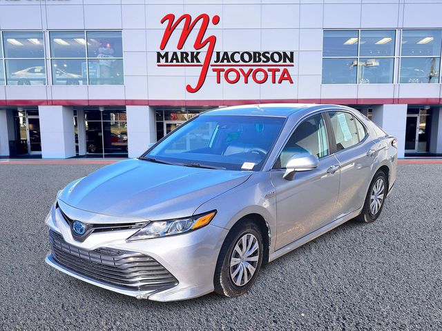 2019 Toyota Camry Hybrid LE