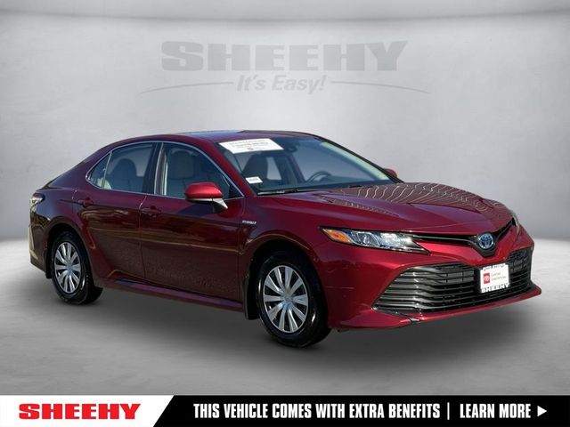 2019 Toyota Camry Hybrid LE