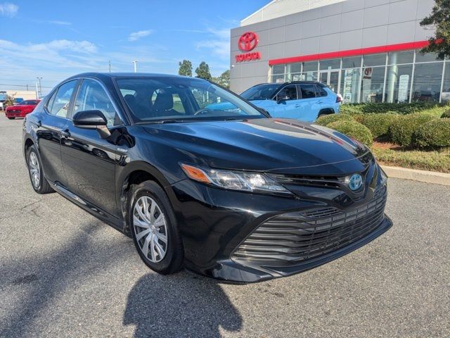 2019 Toyota Camry Hybrid LE