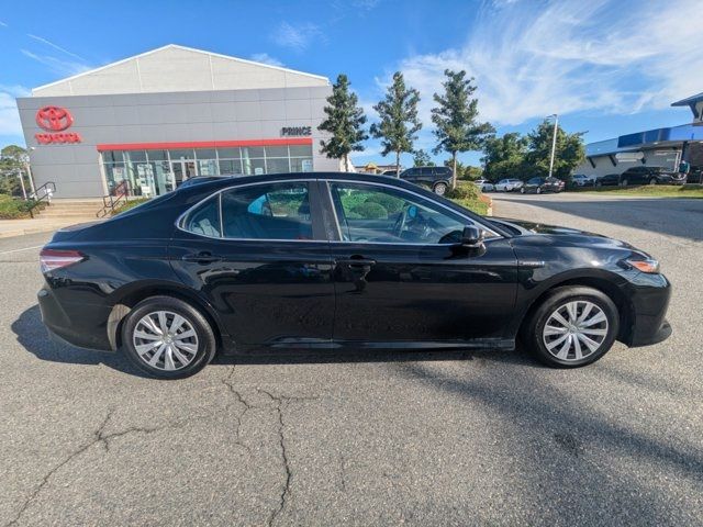 2019 Toyota Camry Hybrid LE