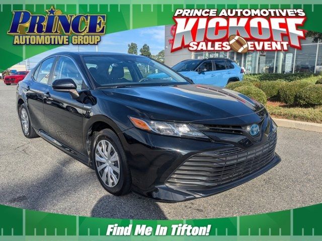 2019 Toyota Camry Hybrid LE