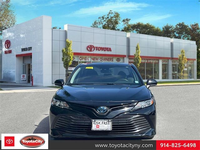 2019 Toyota Camry Hybrid LE