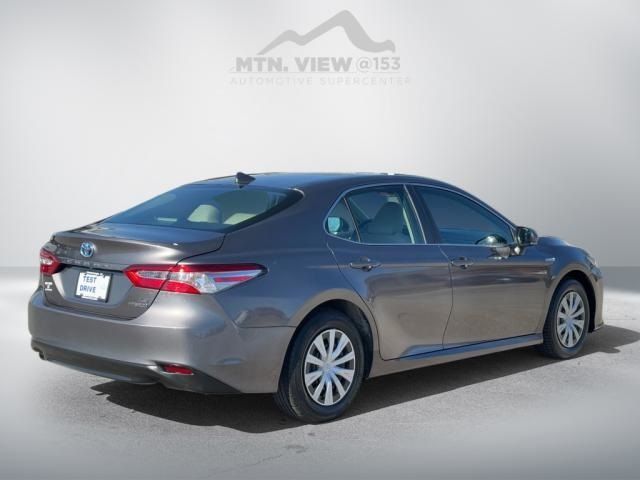 2019 Toyota Camry Hybrid LE