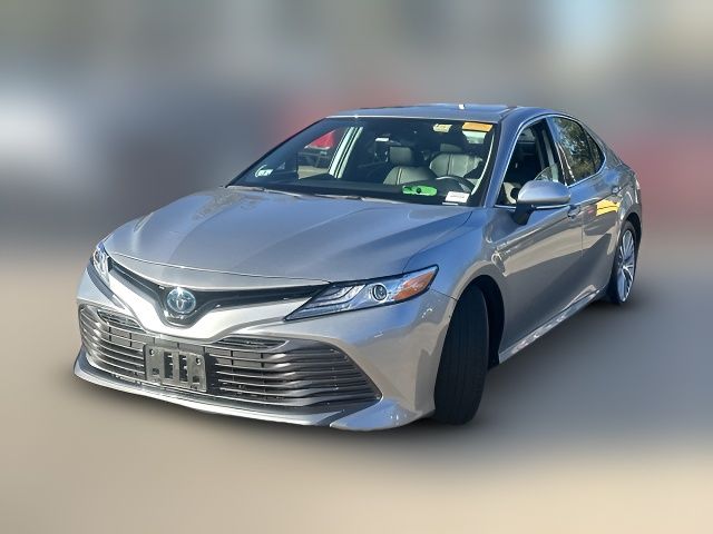 2019 Toyota Camry Hybrid LE