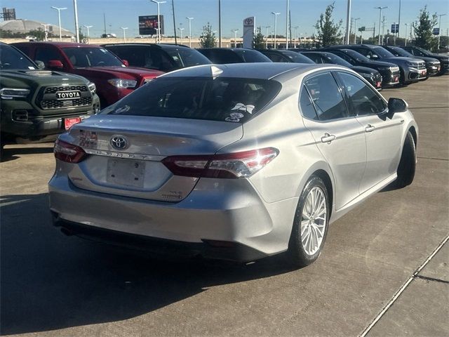 2019 Toyota Camry Hybrid LE