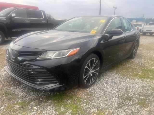 2019 Toyota Camry Hybrid LE