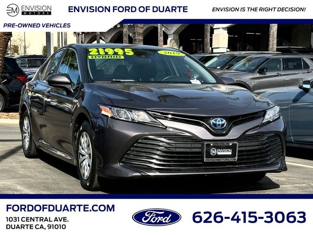 2019 Toyota Camry Hybrid LE