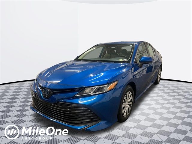 2019 Toyota Camry Hybrid LE