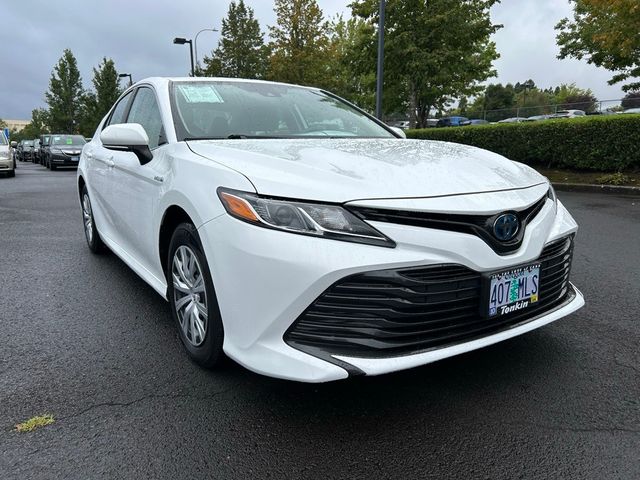 2019 Toyota Camry Hybrid LE