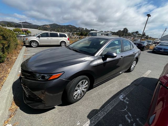 2019 Toyota Camry Hybrid LE