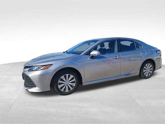 2019 Toyota Camry Hybrid LE