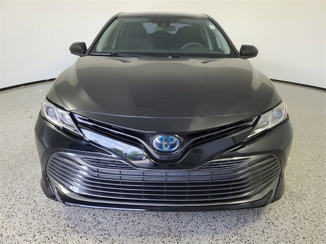 2019 Toyota Camry Hybrid LE