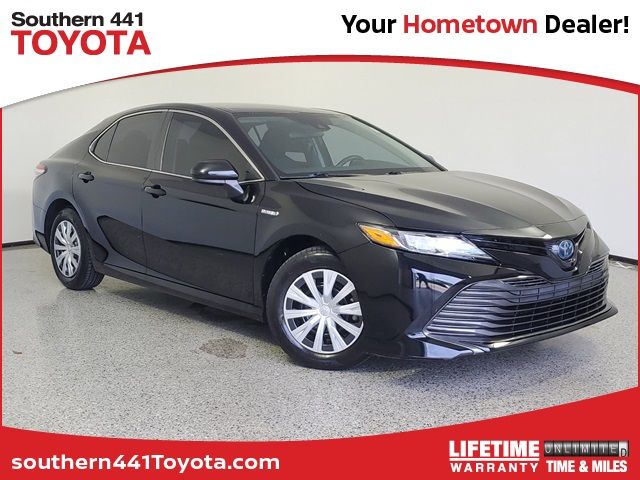 2019 Toyota Camry Hybrid LE