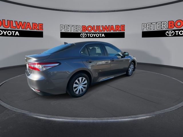 2019 Toyota Camry Hybrid LE