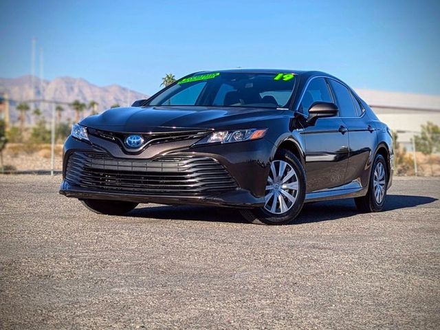 2019 Toyota Camry Hybrid LE