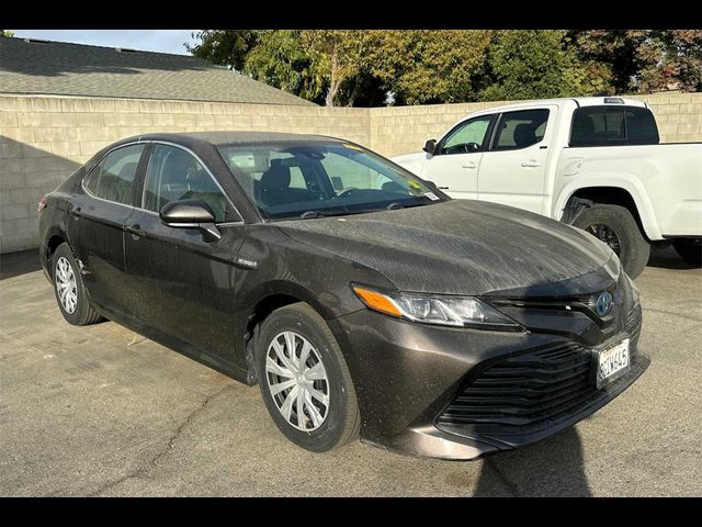 2019 Toyota Camry Hybrid LE