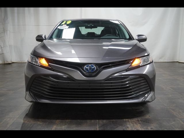 2019 Toyota Camry Hybrid LE