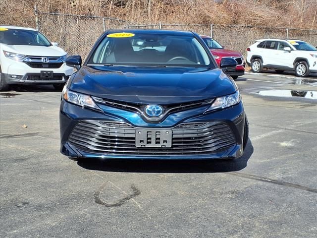 2019 Toyota Camry Hybrid LE