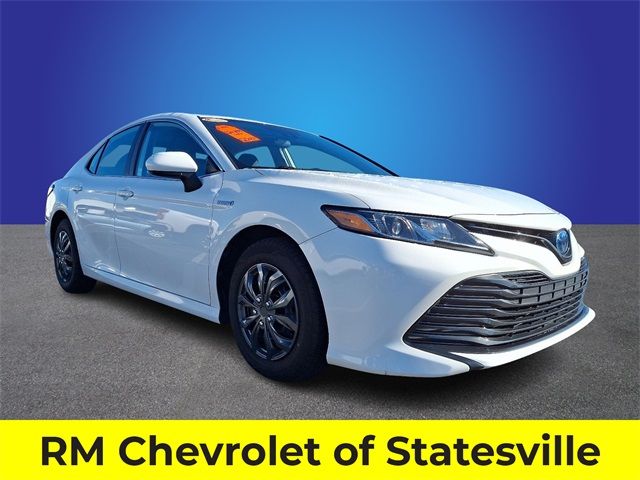 2019 Toyota Camry Hybrid LE