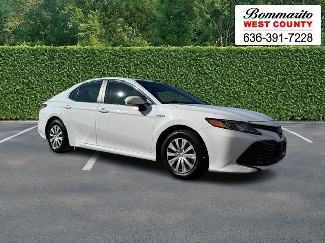 2019 Toyota Camry Hybrid LE