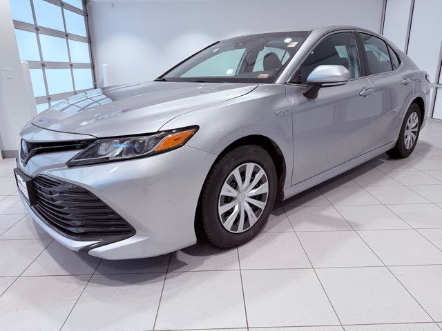 2019 Toyota Camry Hybrid LE