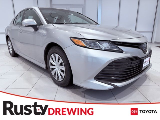 2019 Toyota Camry Hybrid LE