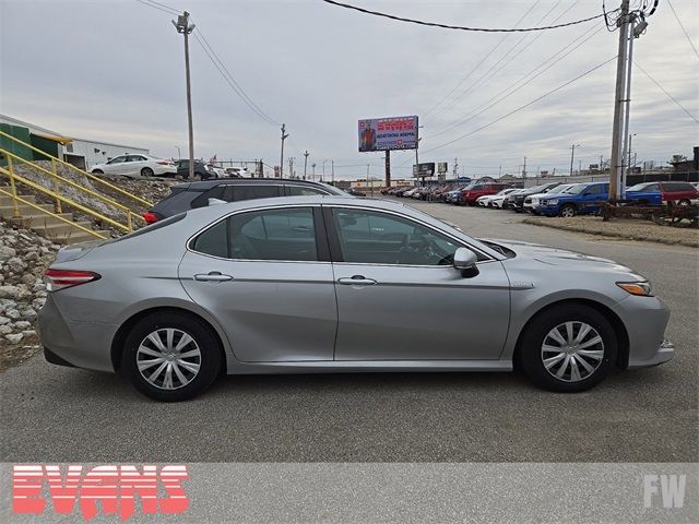 2019 Toyota Camry Hybrid LE