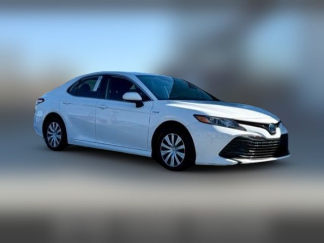 2019 Toyota Camry Hybrid LE