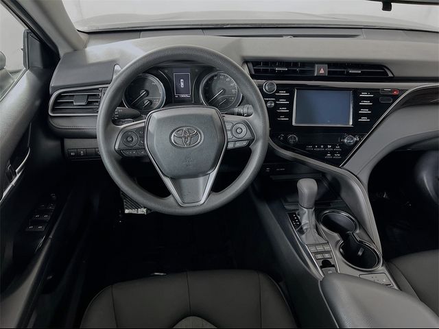 2019 Toyota Camry Hybrid LE