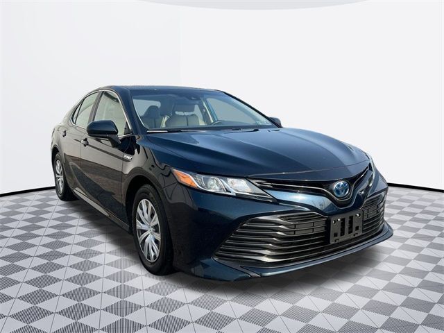 2019 Toyota Camry Hybrid LE